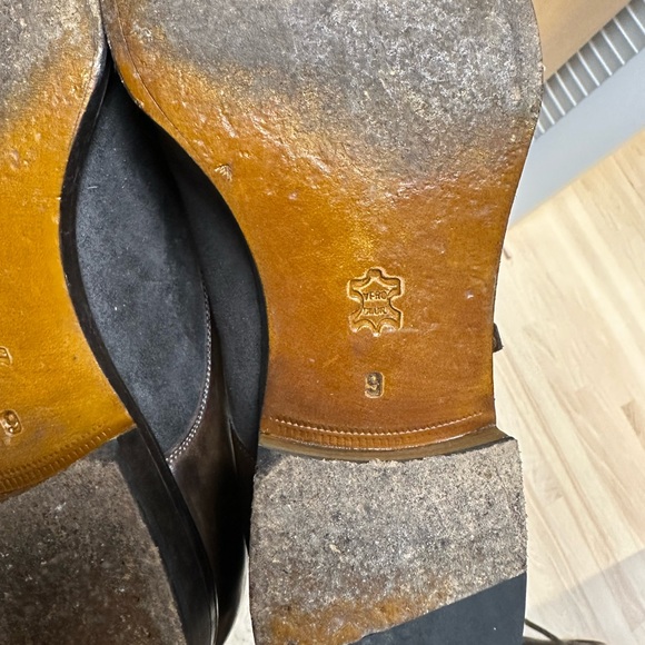 Used - Picture 3 of 3